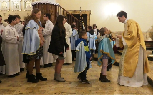 Relikwie świętych dzieci z Fatimy dotarły do bielskiej Wapienicy 