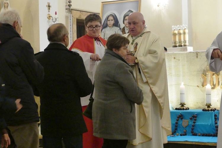 Relikwie świętych dzieci z Fatimy dotarły do bielskiej Wapienicy 