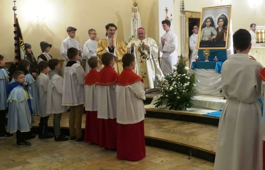 Relikwie świętych dzieci z Fatimy dotarły do bielskiej Wapienicy 
