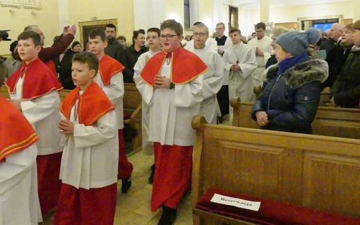 Relikwie świętych dzieci z Fatimy dotarły do bielskiej Wapienicy 