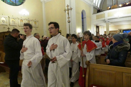 Relikwie świętych dzieci z Fatimy dotarły do bielskiej Wapienicy 