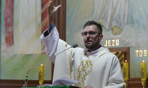 Ks. Kamil Kuchejda - diecezjalny duszpasterz młodzieży w Kalembicach.