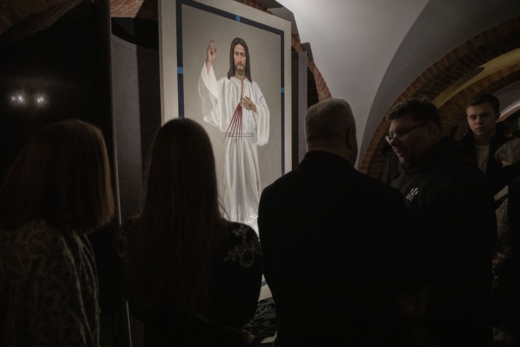 Jezu, ufam Tobie. Obrazy Miłosierdzia Bożego w katedrze św. Floriana