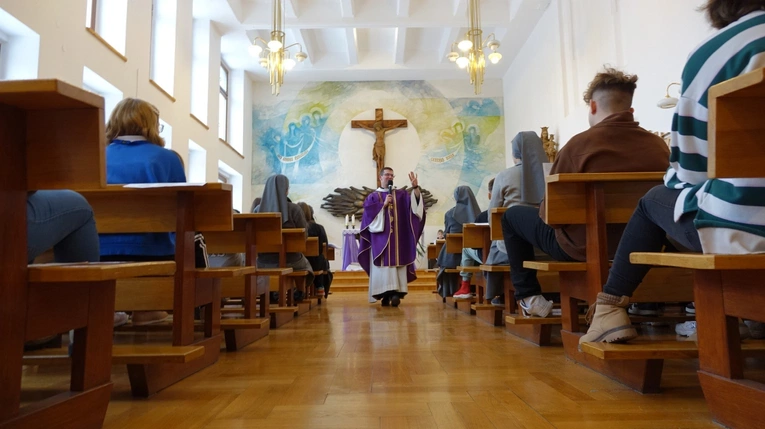 Pieszyce. Salezjanki chcą być "w kontakcie" z młodzieżą