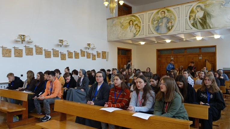 Pieszyce. Salezjanki chcą być "w kontakcie" z młodzieżą