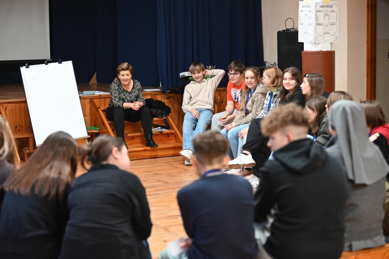 Pieszyce. Salezjanki chcą być "w kontakcie" z młodzieżą