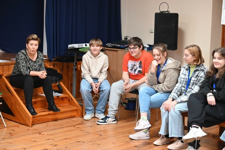 Pieszyce. Salezjanki chcą być "w kontakcie" z młodzieżą