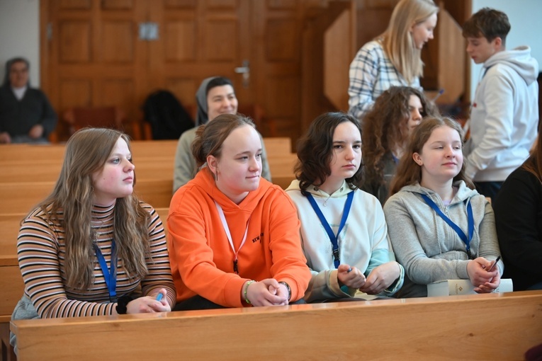 Pieszyce. Salezjanki chcą być "w kontakcie" z młodzieżą
