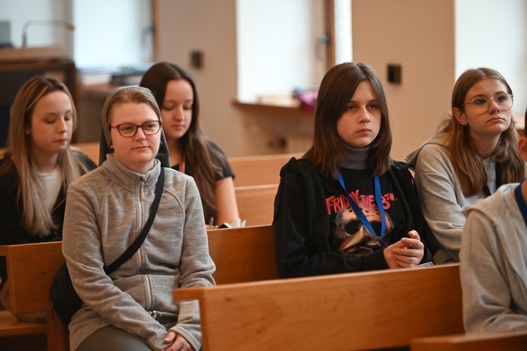 Pieszyce. Salezjanki chcą być "w kontakcie" z młodzieżą