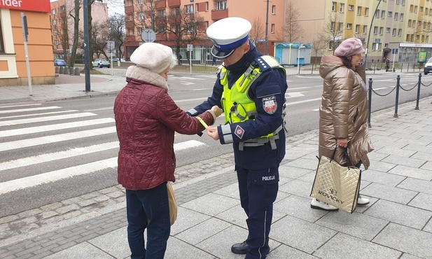 Jaworzno. Kampania społeczna "Widzimy się na pasach"