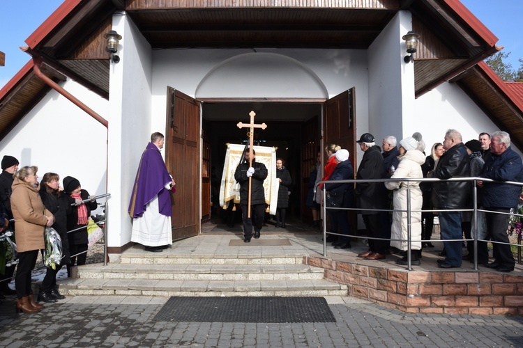 Pożegnanie pierwszego proboszcza w Baninie