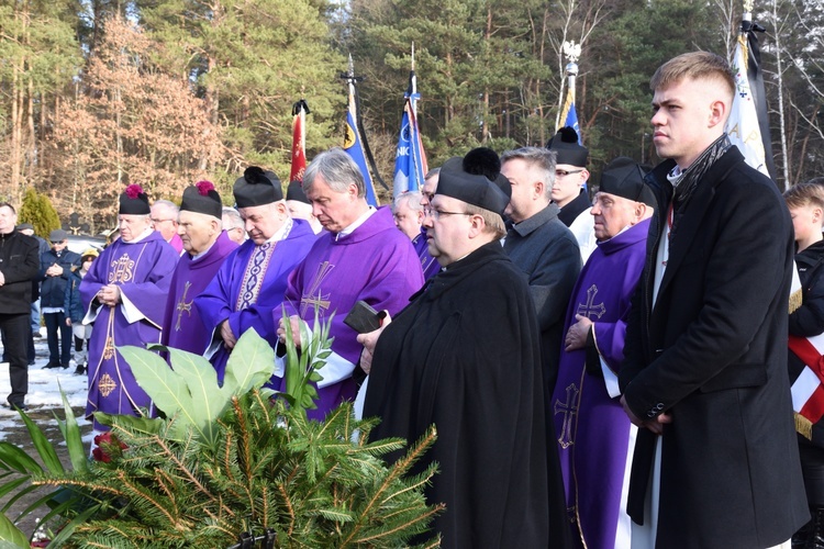 Pożegnanie pierwszego proboszcza w Baninie