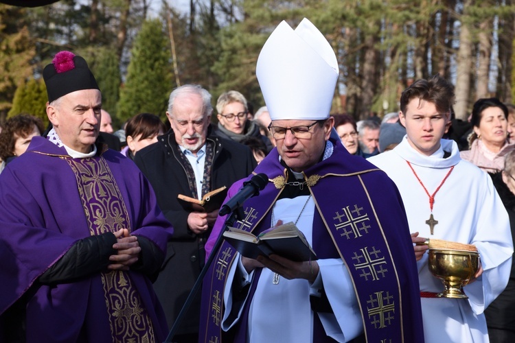 Pożegnanie pierwszego proboszcza w Baninie