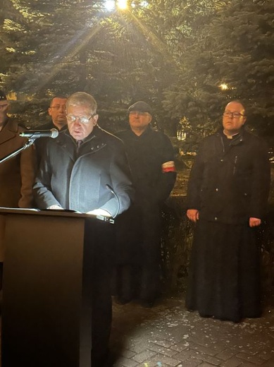 Modlitwa i apel pamięci w Żarach