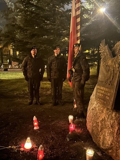 Modlitwa i apel pamięci w Żarach