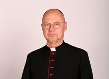 Patrzę  z ufnością  w przyszłość
