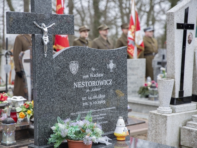 Bohater nieznany. W Karlinie upamiętniono ppłk. Nestorowicza 