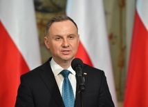 Prezydent złoży wizytę w państwach Zatoki Perskiej