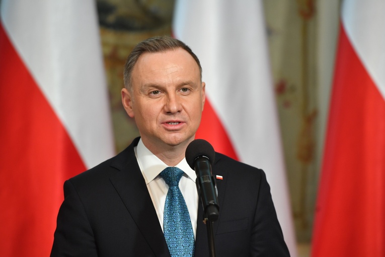 Prezydent złoży wizytę w państwach Zatoki Perskiej