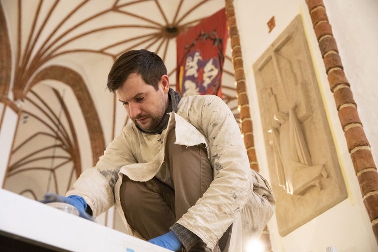 Droga Krzyżowa w archikatedrze warszawskiej