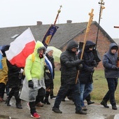 Droga Krzyżowa w intencji trzeźwości narodu w byłym KL Auschwitz-Birkenau - 2023