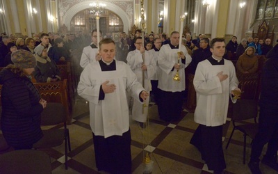 Pierwsza rocznica śmierci bp. Adama Odzimka