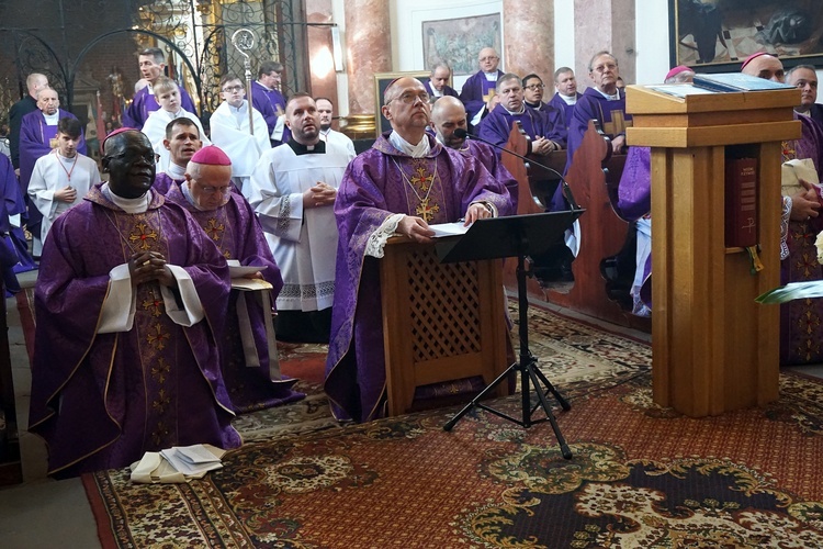Nowy biskup gliwicki zawierzył diecezję Matce Bożej Pokornej 