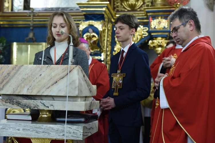 Bierzmowanie u św. Małgorzaty w Nowym Sączu, cz. 1