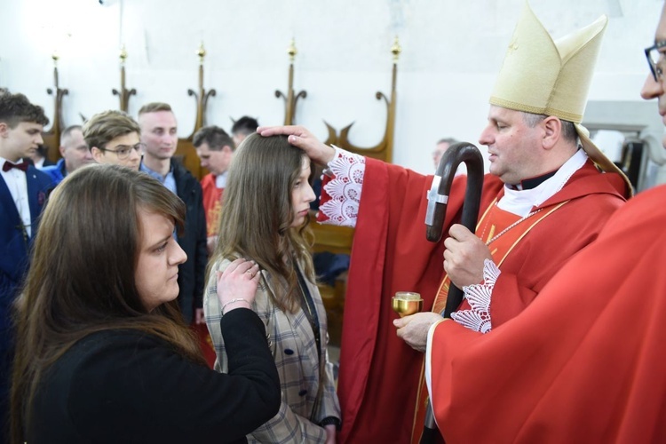 Bierzmowanie u św. Małgorzaty w Nowym Sączu, cz. 1