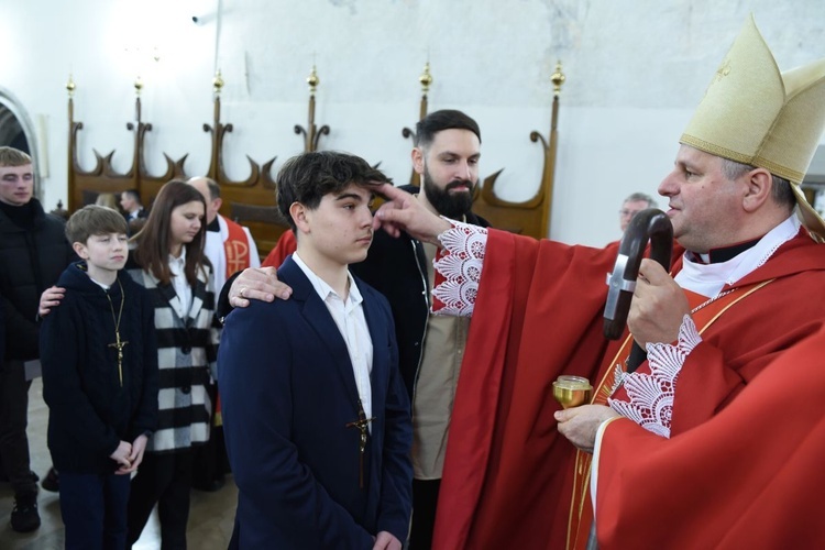 Bierzmowanie u św. Małgorzaty w Nowym Sączu, cz. 1