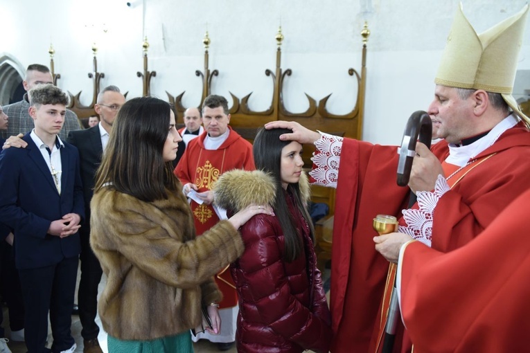 Bierzmowanie u św. Małgorzaty w Nowym Sączu, cz. 1