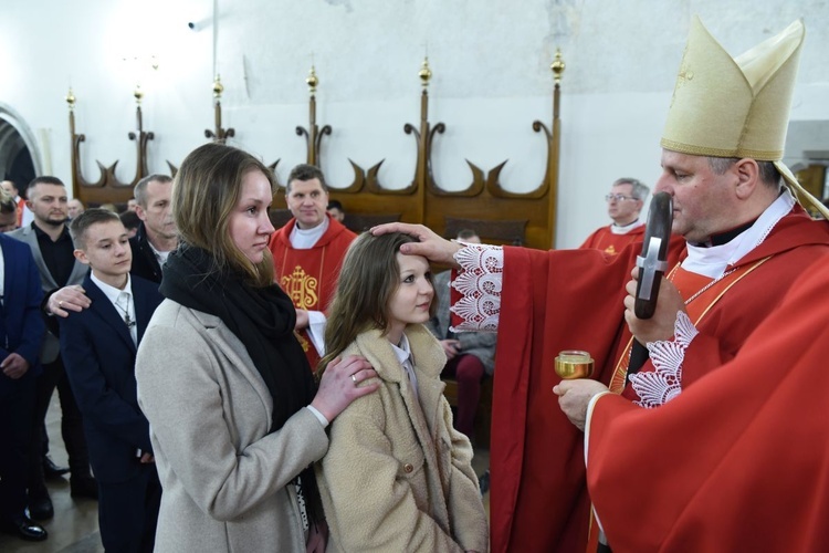 Bierzmowanie u św. Małgorzaty w Nowym Sączu, cz. 1