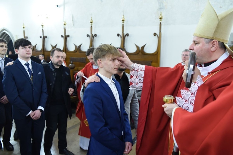 Bierzmowanie u św. Małgorzaty w Nowym Sączu, cz. 1