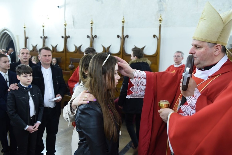 Bierzmowanie u św. Małgorzaty w Nowym Sączu, cz. 1