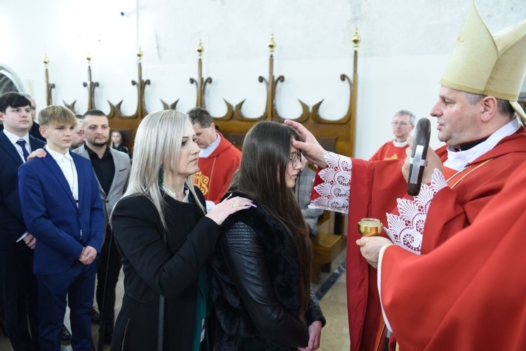 Bierzmowanie u św. Małgorzaty w Nowym Sączu, cz. 1