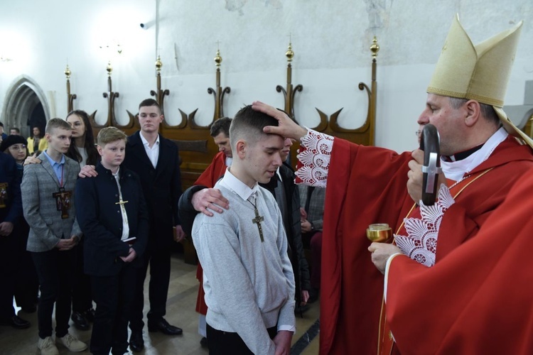 Bierzmowanie u św. Małgorzaty w Nowym Sączu, cz. 1