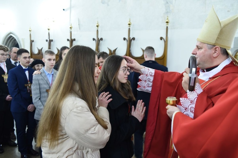 Bierzmowanie u św. Małgorzaty w Nowym Sączu, cz. 1