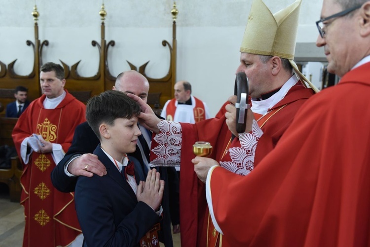 Bierzmowanie u św. Małgorzaty w Nowym Sączu, cz. 1