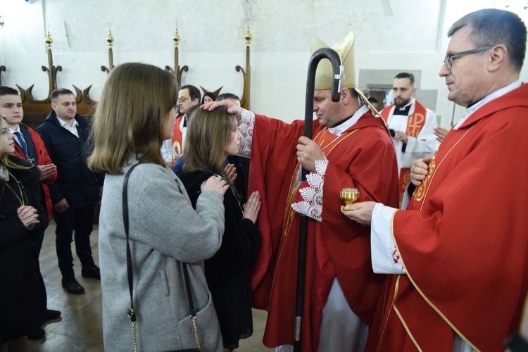 Bierzmowanie u św. Małgorzaty w Nowym Sączu, cz. 2 