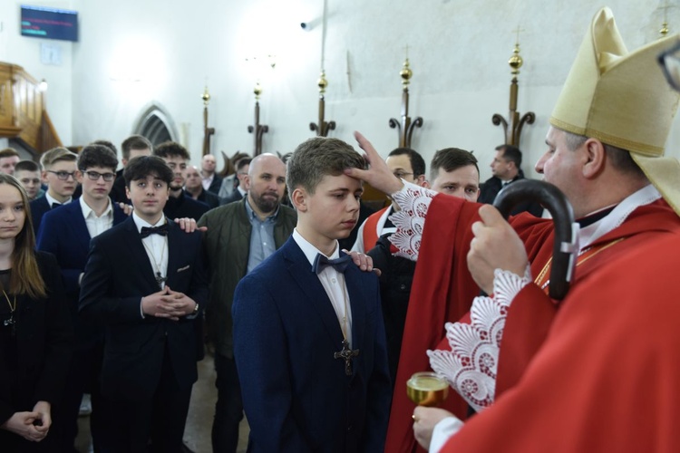 Bierzmowanie u św. Małgorzaty w Nowym Sączu, cz. 2 