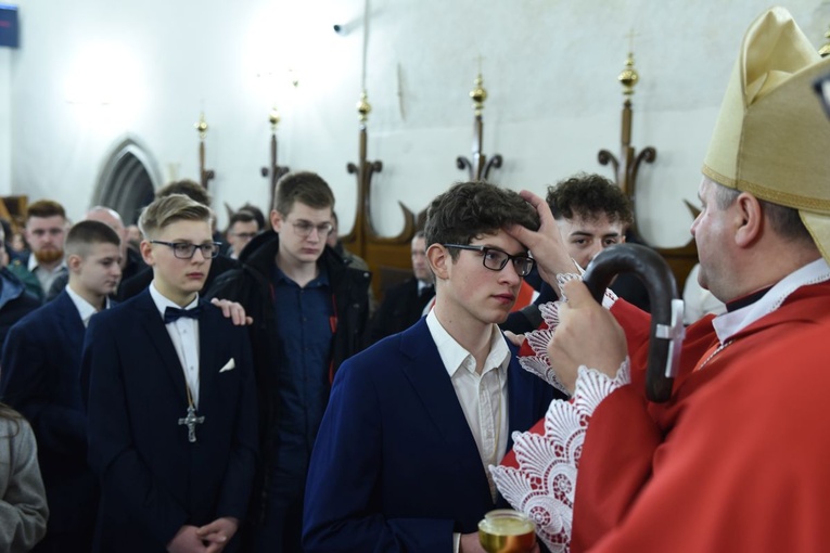 Bierzmowanie u św. Małgorzaty w Nowym Sączu, cz. 2 