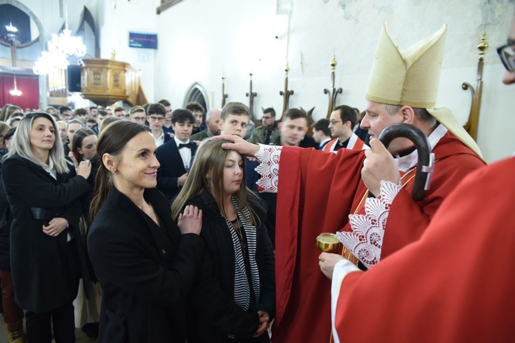 Bierzmowanie u św. Małgorzaty w Nowym Sączu, cz. 2 