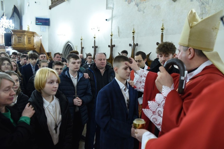 Bierzmowanie u św. Małgorzaty w Nowym Sączu, cz. 2 