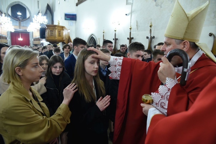 Bierzmowanie u św. Małgorzaty w Nowym Sączu, cz. 2 