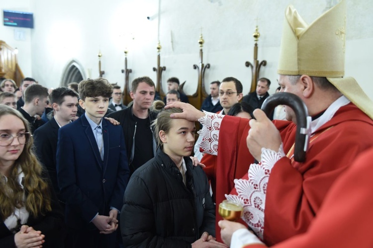 Bierzmowanie u św. Małgorzaty w Nowym Sączu, cz. 2 