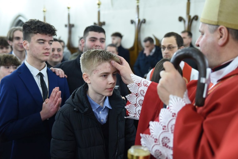 Bierzmowanie u św. Małgorzaty w Nowym Sączu, cz. 2 