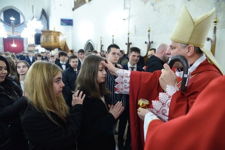 Bierzmowanie u św. Małgorzaty w Nowym Sączu, cz. 2 