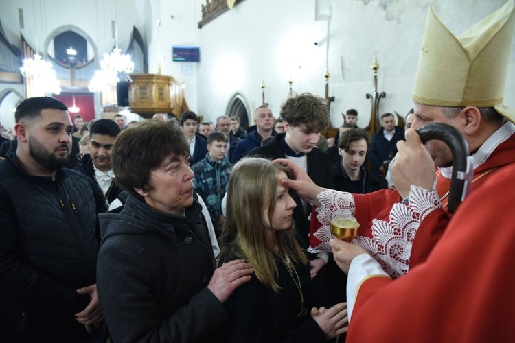 Bierzmowanie u św. Małgorzaty w Nowym Sączu, cz. 2 