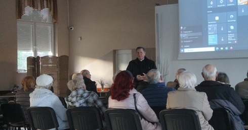 Scheda po papieżu Polaku 