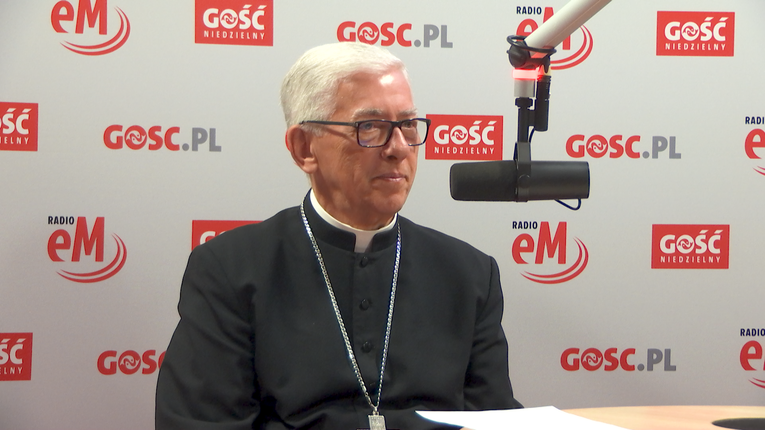 Abp Skworc z Watykanu: Ta pielgrzymka ma szczególny charakter